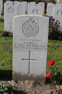 DADIZEELE NEW BRITISH CEMETERY - HINDS, ROBERT