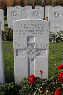 DADIZEELE NEW BRITISH CEMETERY - LAMPORT, L