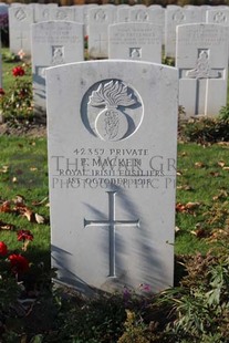 DADIZEELE NEW BRITISH CEMETERY - MACKEN, P