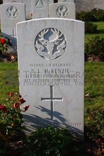 DADIZEELE NEW BRITISH CEMETERY - McKENZIE, DONALD LAWSON