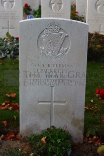 DADIZEELE NEW BRITISH CEMETERY - MERRITT, J