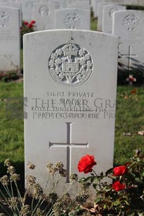 DADIZEELE NEW BRITISH CEMETERY - MOORE, L