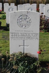 DADIZEELE NEW BRITISH CEMETERY - PARRY, THOMAS LLEWELYN