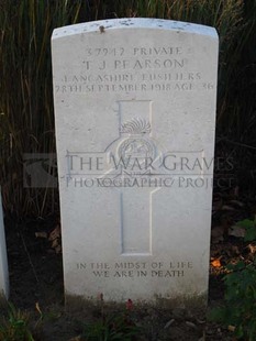 DADIZEELE NEW BRITISH CEMETERY - PEARSON, T J