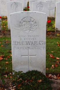 DADIZEELE NEW BRITISH CEMETERY - REEVES, F