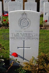 DADIZEELE NEW BRITISH CEMETERY - SMITH, W C