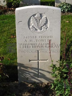 DADIZEELE NEW BRITISH CEMETERY - TOWLER, A H