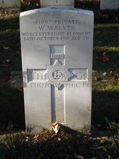 DADIZEELE NEW BRITISH CEMETERY - WALKER, WILFRED