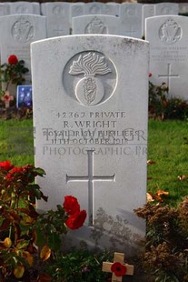 DADIZEELE NEW BRITISH CEMETERY - WRIGHT, R