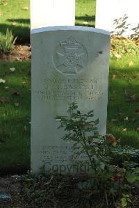 Croisilles British Cemetery - Bassett, J R