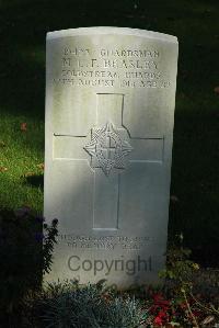 Croisilles British Cemetery - Beasley, Maurice Louis Francis