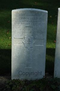 Croisilles British Cemetery - Bligh, Thomas