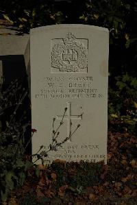 Croisilles British Cemetery - Brett, W E