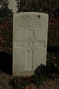 Croisilles British Cemetery - Calder, G