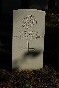 Croisilles British Cemetery - Conway, A