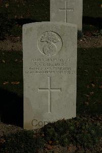 Croisilles British Cemetery - Craig, S