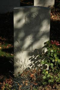 Croisilles British Cemetery - Day, J T