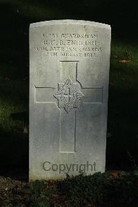 Croisilles British Cemetery - English, R C B