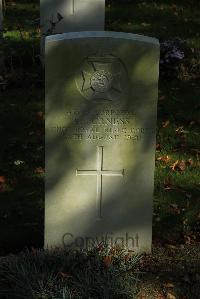 Croisilles British Cemetery - Furniss, A