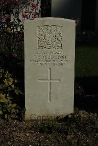 Croisilles British Cemetery - Harrington, T