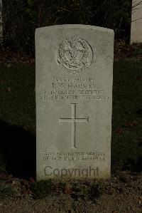 Croisilles British Cemetery - Harvey, R W