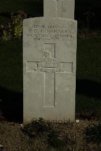 Croisilles British Cemetery - Hindmarsh, R G