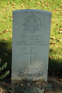 Croisilles British Cemetery - Irons, Charles John