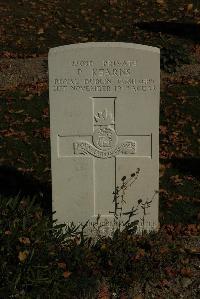 Croisilles British Cemetery - Kearns, Patrick