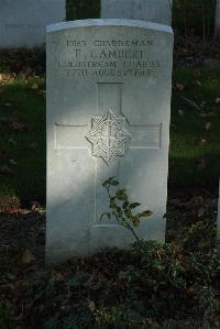 Croisilles British Cemetery - Lambert, F