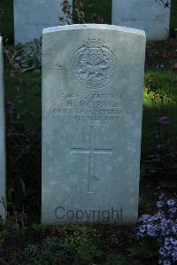 Croisilles British Cemetery - McPake, H