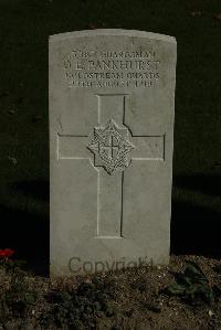 Croisilles British Cemetery - Pankhurst, D E