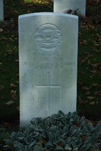 Croisilles British Cemetery - Preston, E