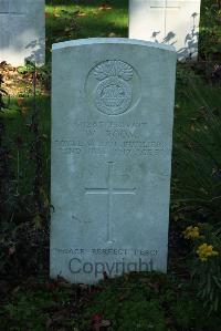 Croisilles British Cemetery - Room, William