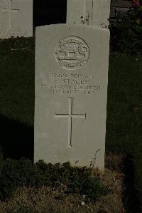 Croisilles British Cemetery - Stacey, F