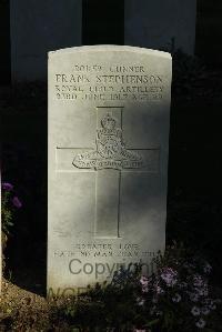 Croisilles British Cemetery - Stephenson, Frank