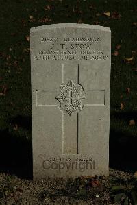 Croisilles British Cemetery - Stow, J T