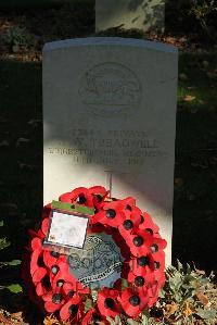 Croisilles British Cemetery - Treadwell, J W