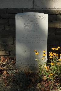 Croisilles British Cemetery - Walker, Wilfred John