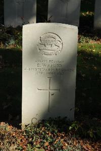 Croisilles British Cemetery - Wilford, E