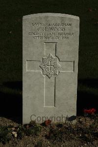 Croisilles British Cemetery - Wood, F H