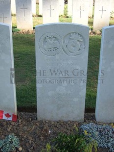 Y RAVINE CEMETERY, BEAUMONT-HAMEL - BROWNE, ROBERT PATRICK