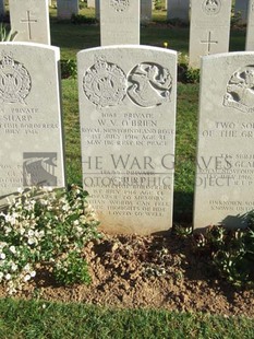 Y RAVINE CEMETERY, BEAUMONT-HAMEL - BURT, G