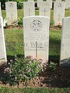 Y RAVINE CEMETERY, BEAUMONT-HAMEL - COTTER, JAMES