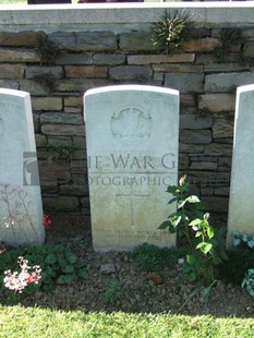 Y RAVINE CEMETERY, BEAUMONT-HAMEL - GALLOWAY, W