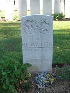 Y RAVINE CEMETERY, BEAUMONT-HAMEL - HARDIE, LEWIS JOHN