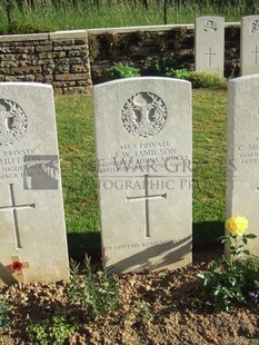 Y RAVINE CEMETERY, BEAUMONT-HAMEL - JAMIESON, JOHN WILLIAM