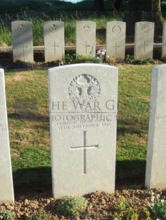 Y RAVINE CEMETERY, BEAUMONT-HAMEL - MITCHELL, J