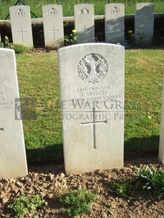 Y RAVINE CEMETERY, BEAUMONT-HAMEL - MUTCH, J