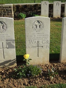 Y RAVINE CEMETERY, BEAUMONT-HAMEL - PATERSON, C M C W