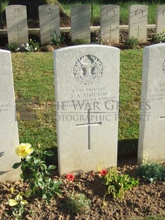 Y RAVINE CEMETERY, BEAUMONT-HAMEL - SIMPSON, JOHN ALEXANDER